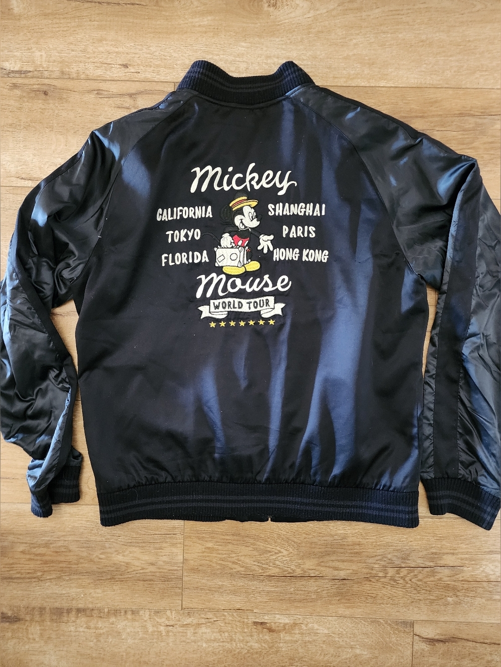 Uniqlo x Disney Sukajan Bomber Jacket Adult M Satin Mickey Mouse World Tour - Picture 8 of 9